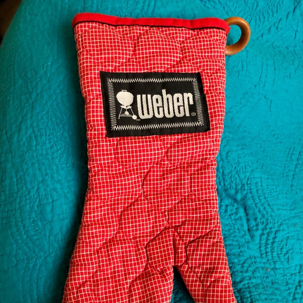 Weber grill mitt